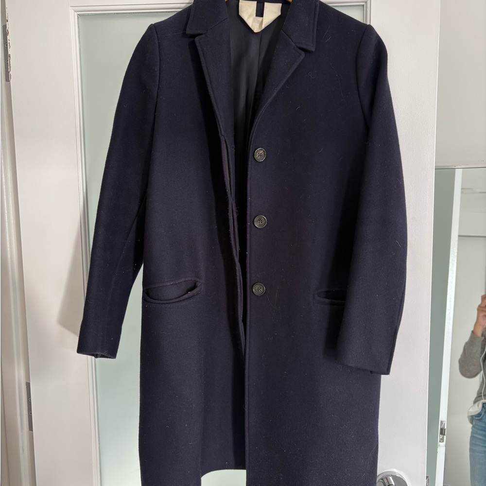 Arket navy blue coat 100% wool exterior
